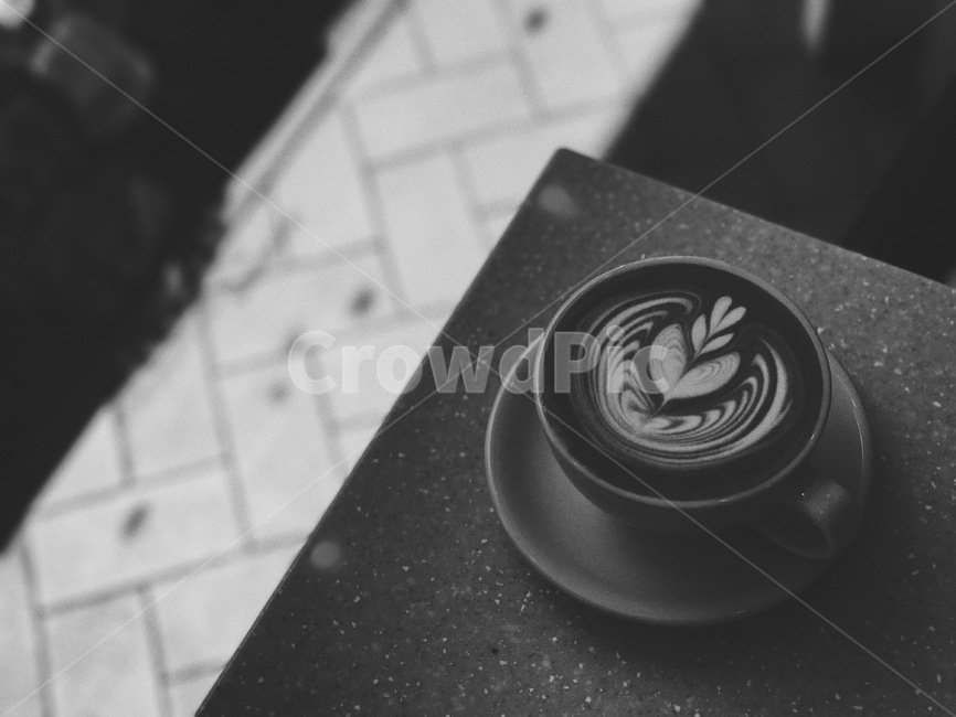 커피,라떼아트,coffee,latteart,커피음료,커피,카페,coffee,cafe,감성,sensible,feeling,흑백,모노톤,monochrome,black and white