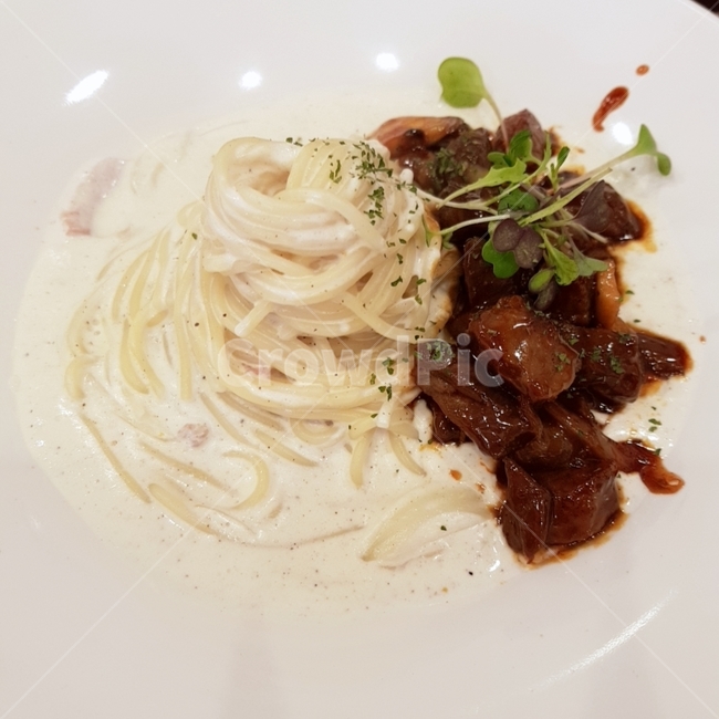 스파게티,음식,까르보나라,크림스파게티,파스타,food,spaghetti,pasta,양식,레스토랑,면요리,면,요리,먹거리,식사,플레이팅,음식데코,음식,식재료,요리,food,cook,meal,dishes,food reserves,양식,서양음식,서양요리,western food,western dishes,western meal,western cook
