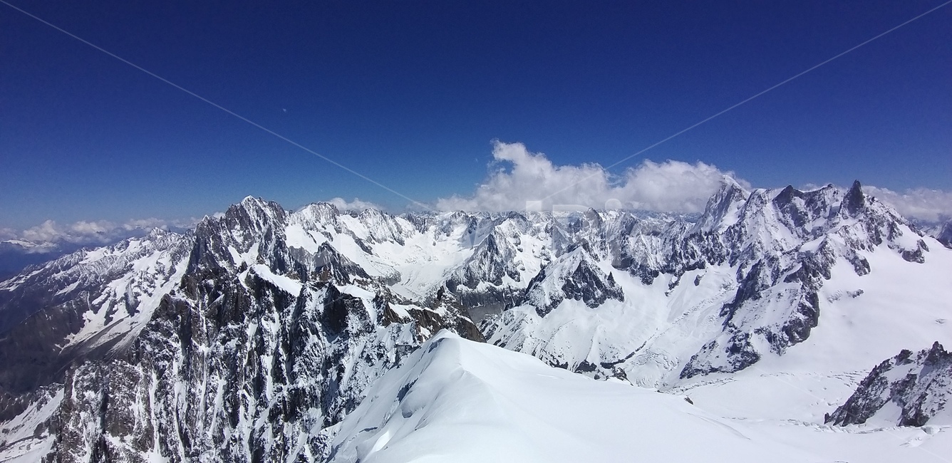 mountain,산,outdoors,mountainrange,산맥,알프스,몽블랑,프랑스알프스,설산,겨울,계절,winter,season,자연,풍경,nature,landscape