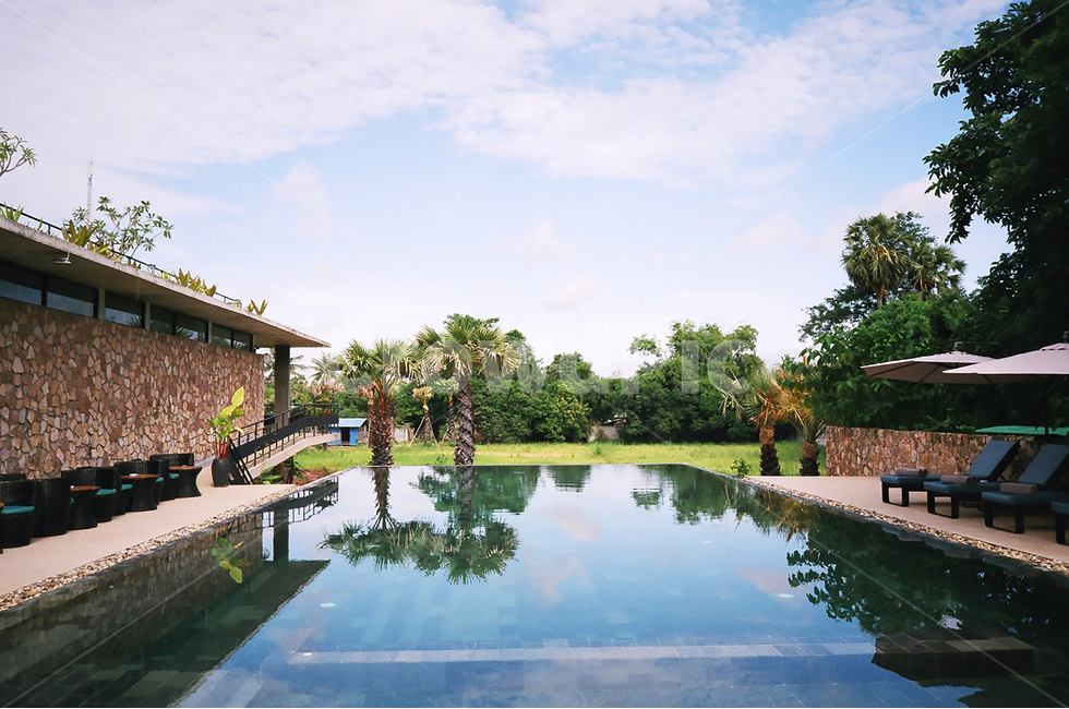 hotel,pool,수영장,리조트,동남아,야자수,summer,필카,청량함,여름,휴가,스냅,스냅사진,감성,감성사진
