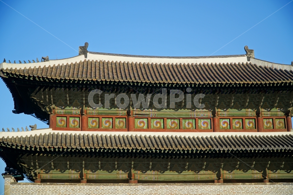 서울,종로구,조선시대,조선왕조,역사,문화재,유적지,한양도성,성곽,성벽,성문,한국,코리아,한국문화,한국전통,korea,seoul,culture,tradion,한옥,전통,문화,하늘,건축,건물,토목,건설,풍경,landscape,지붕,처마,토우,동대문,흥인지문,castle,캐슬,성,파란하늘,푸른하늘,맑은하늘,태극무늬,히스토리,history,용마루,추녀마루,내림마루,잡상,와제,10신상,한국풍경,한국자연,한국적인,단청,한국전통,한국문화,korean traditional,korean culture,랜드마크,landmark,tourist attraction,한국랜드마크,한국관광지,한국명소,korea landmark,korea tourist attraction,건축물,건물외관,exterior,building,structure,architecture,construction