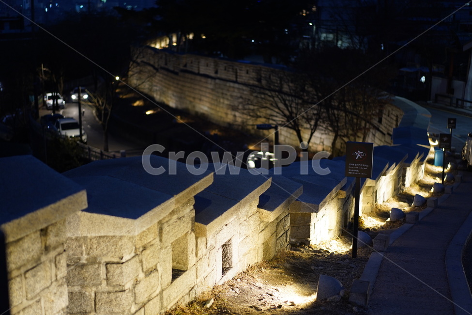 낙산공원,야경,성벽,낙산공원야경,배경화면,야경,밤,풍경,nightscape,night,landscape,건축물,건물외관,exterior,building,structure,architecture,construction,건물,bunker,벙커