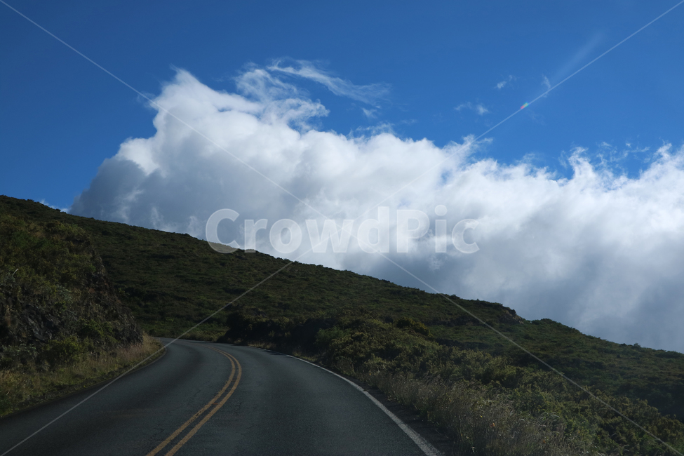 하와이,할레아칼라,도로,구름,길,하늘,hawaii,자연,풍경,nature,landscape,road,asphalt,아스팔트,highway,고속도로,freeway,고속 도로