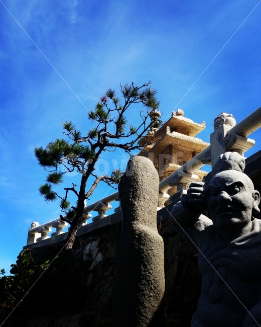 절,탑,해동용궁사,사찰,문화재,조각상,동상,석상,조형물,statue,bronze statue,stone statue,한국전통,한국문화,korean traditional,korean culture,종교,신앙,religion,belief,faith