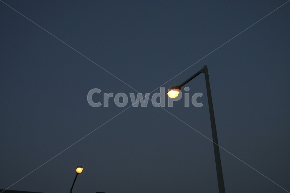 어둠,불빛,가로등,저녁,밤하늘,evening,streetlight,야경,밤,풍경,nightscape,night,landscape,lamp post,램프 포스트