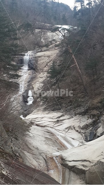 설악산,폭포,부처님형상,눈,강원도,봉정암,등산,바위,valley,seoraksanmountain,hiking,cascade,대청봉,산새,풍경,계곡,물,자연,풍경,nature,landscape,outdoors,옥외,river,강,water