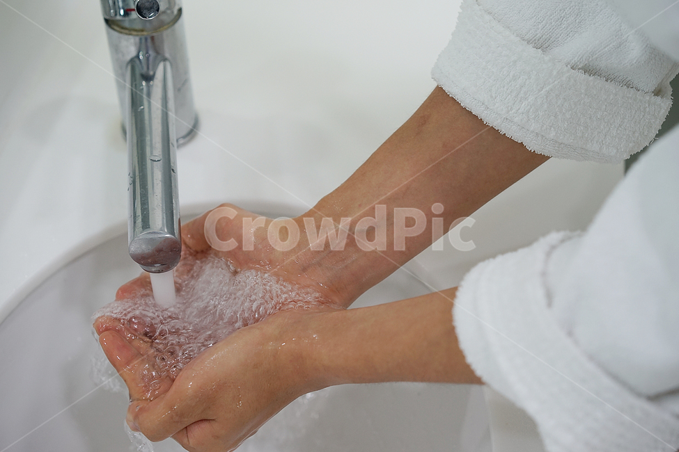 finger,fine dust,Cleanliness,washstand,Washing hands,wash,dust storm,hygiene,watercourse,bathroom,restroom,hand