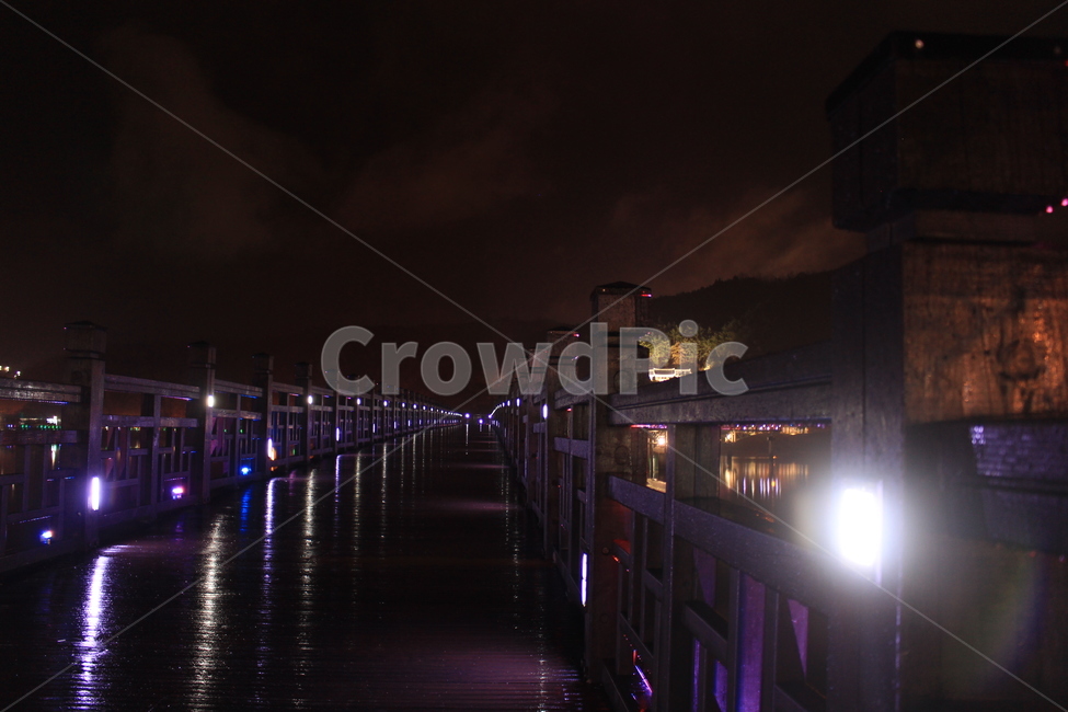 water,물,banister,handrail,port,워터프론트,waterfront,난간,포트,pier,교각,dock,독,다리,야경,밤,조명