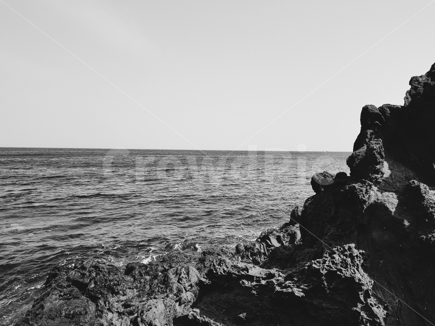 제주도,여행,바다,풍경,흑백,바위,자연,풍경,nature,landscape,제주도,jeju,jeju island,흑백,모노톤,monochrome,black and white,outdoors,옥외,water,물,ocean,대양,sea