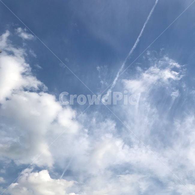하늘,구름,날씨,옥외,자연,nature,cloud,outdoors,sky,weather,비행운,contrail,azuresky,푸른하늘