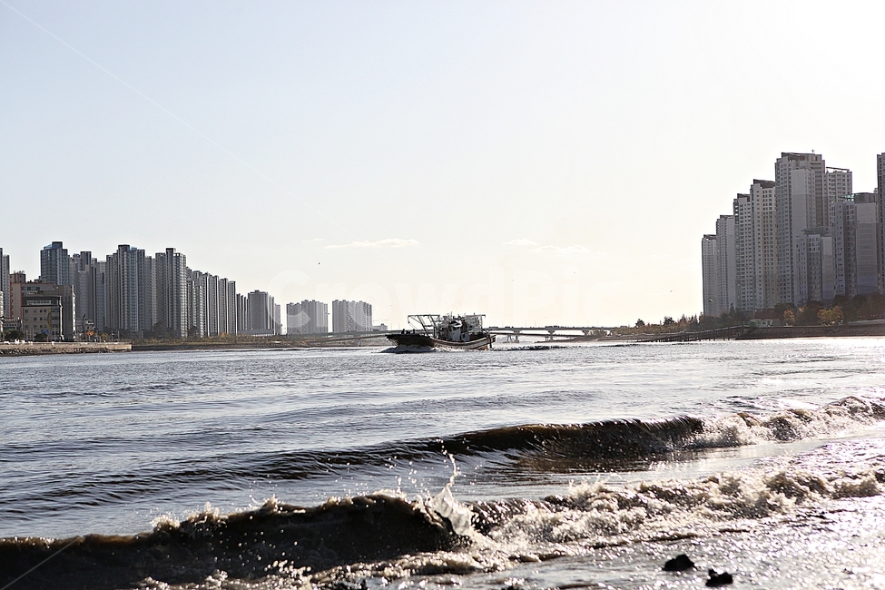 배,어선,선박,바다,고기잡이,어업,산업,파도,물,물살,풍경,자연,어업,fishery,fishing industry