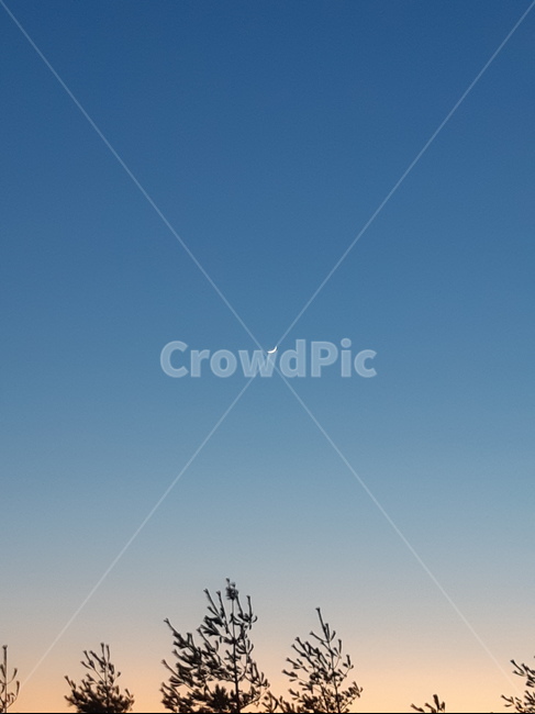 달,해질녘,노을,초승달,밤,자연,풍경,nature,landscape,야경,밤,nightscape,night,leisure activities,레저 활동,adventure,모험