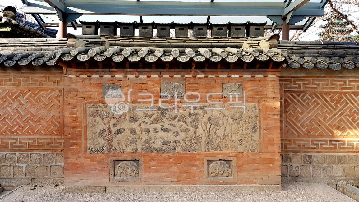 십장생굴뚝,자경전,경복궁,장수,조선시대,궁궐,한옥,문화재,유적지,전통,궁,전각,조선,architecture,building,건축물,건물,한국