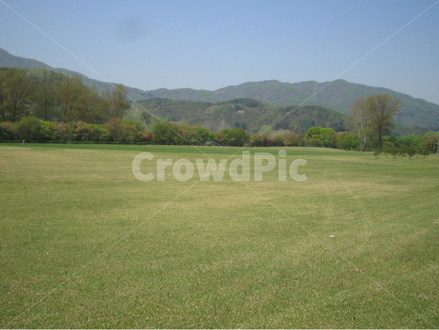 들판,풀밭,골프장,산,초록,하늘,시원,golf,field,grass,green,자연,풍경,nature,landscape,들,plant,식물,잔디,outdoors,옥외
