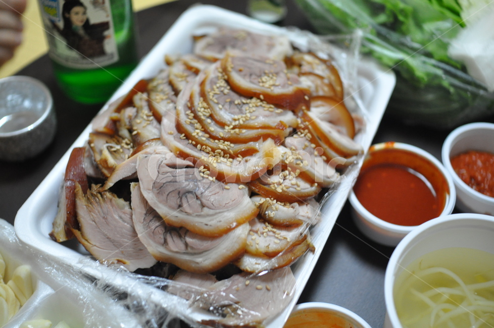 족발,보쌈,음식,배달음식,요리,food,음식,식재료,요리,food,cook,meal,dishes,food reserves,육류,고기,meat,한식,한국음식,한국요리,korean food,korean dishes,korean meal,korean cook
