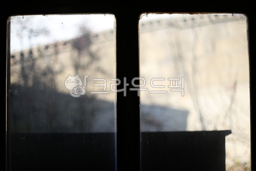 glass,winter,window,window frame,light and darkness