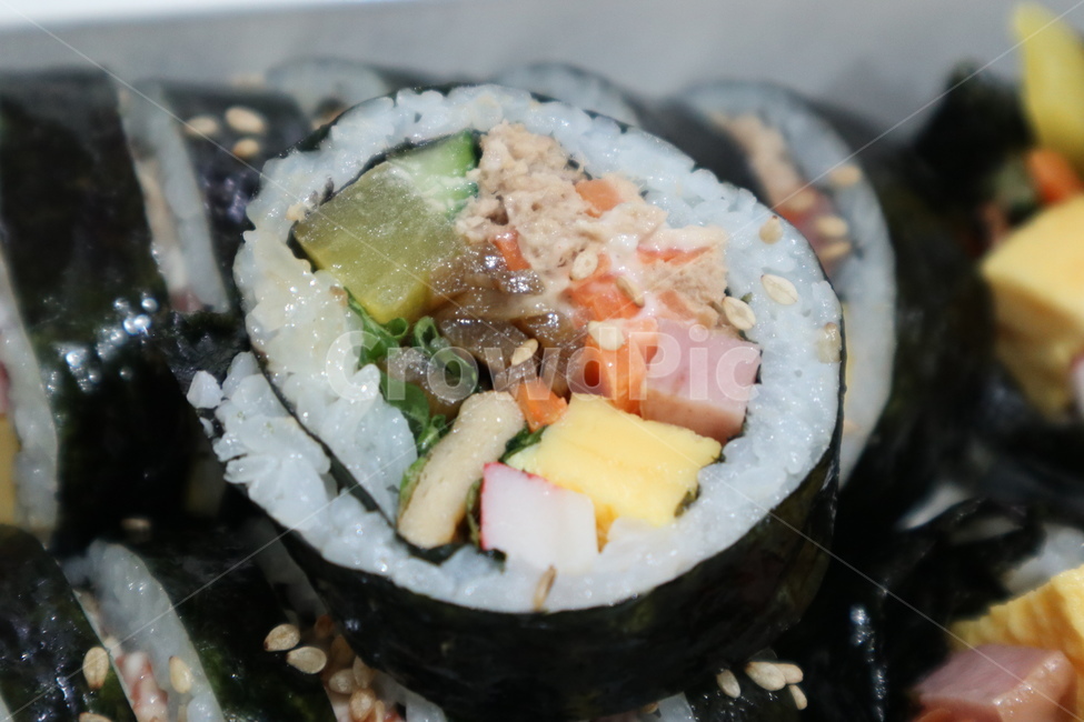 김밥,참치김밥,음식,깨,김,음식,식재료,요리,food,cook,meal,dishes,food reserves,한식,한국음식,한국요리,korean food,korean dishes,korean meal,korean cook