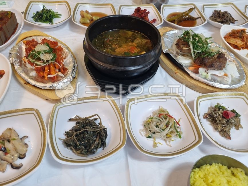 Hanjeongsik,Hansang,Danyang Korean Set Meal,One table setting,Korean Korean food
