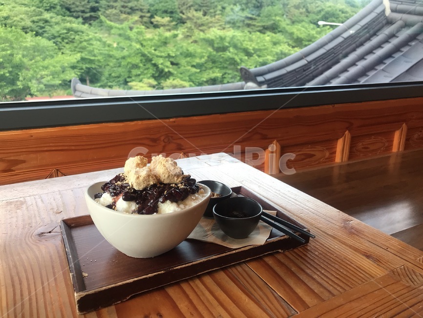 팥빙수,카페,여름,데이트,한옥,인절미빙수,음식,식재료,요리,food,cook,meal,dishes,food reserves,디저트,간식,후식,dessert,snack