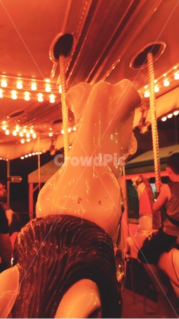 회전목마,목마,흰목마,환상,몽롱함,놀이공원,놀이동산,놀이터,amusement park,playground