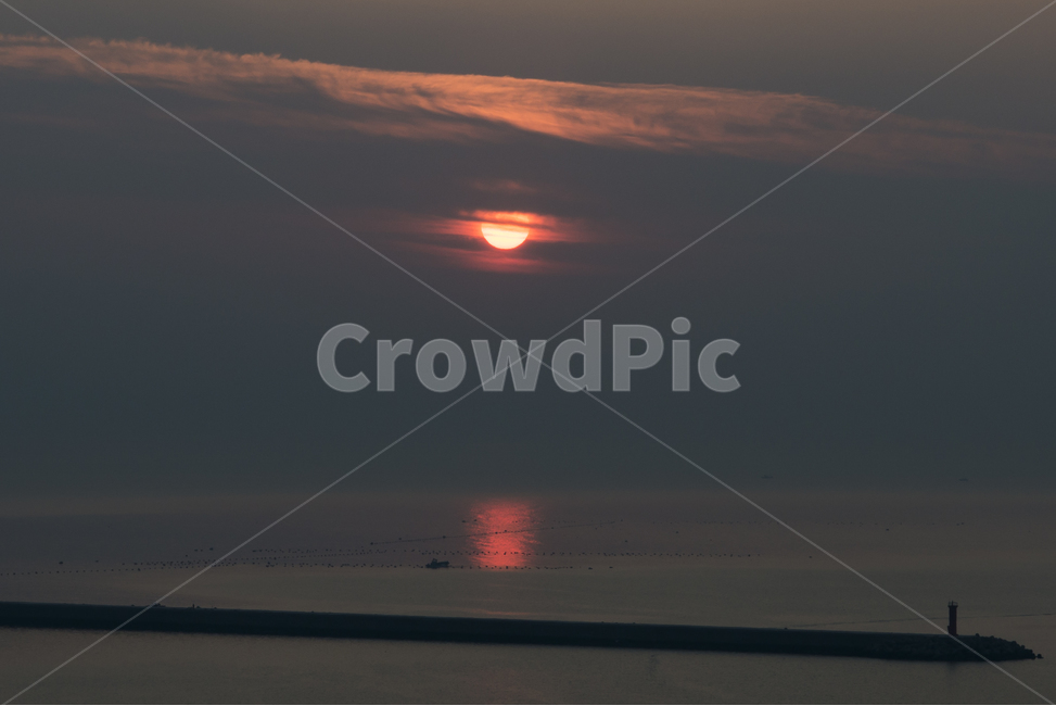 석양,저녁,노을,바다,자연,자연,풍경,nature,landscape,outdoors,옥외,sunlight,햇빛,dusk,황혼,sunset,일몰,dawn,새벽,sky,하늘,red sky,붉은 하늘