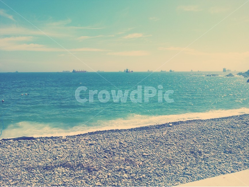 바다,여름,자갈,시원함,자연,풍경,자연,풍경,nature,landscape,해변,바다,beach,sea,water,물,shoreline,해안선,outdoors,옥외,ocean,대양,바닷가,coast,연안