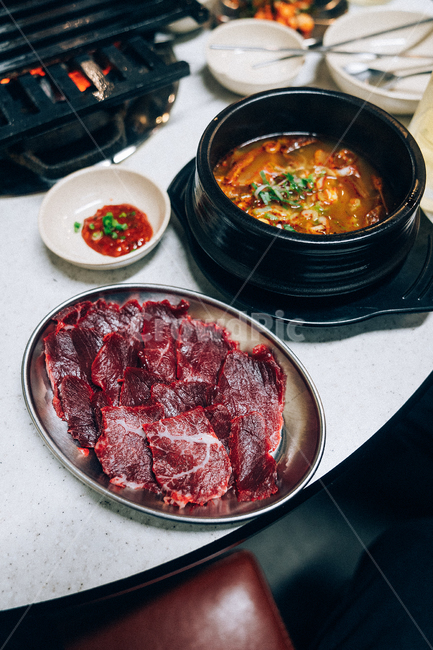 소고기,육사시미,맛집,음식,food,음식,식재료,요리,food,cook,meal,dishes,food reserves,육류,고기,meat