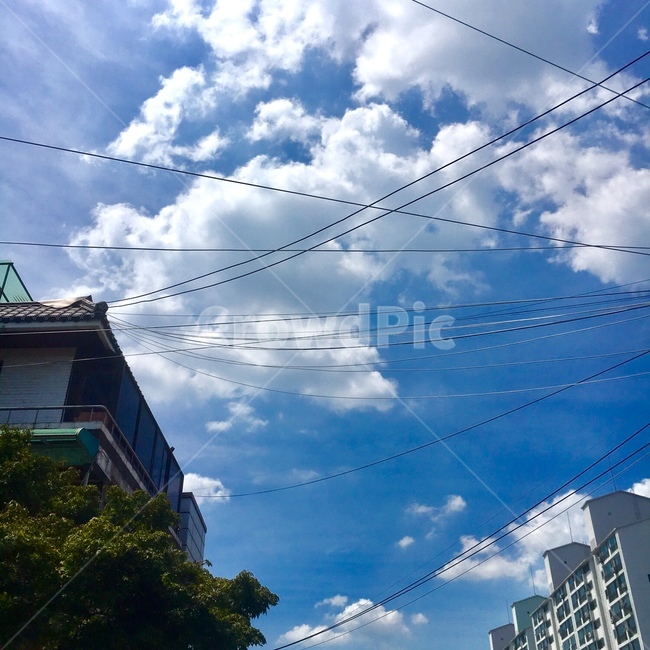 하늘,맑음,화창함,구름,하늘색,건축물,건물외관,exterior,building,structure,architecture,construction