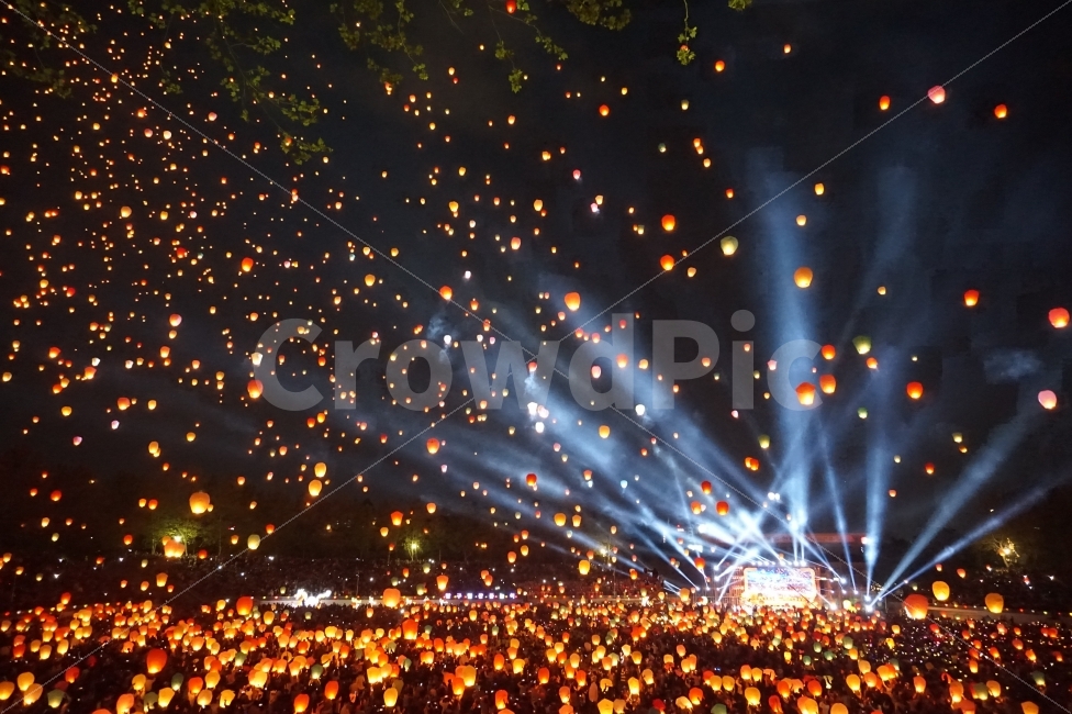 풍등,소원,바람,행사,풍등날리기,야경,야경,밤,풍경,nightscape,night,landscape,종교,신앙,religion,belief,faith,축제,행사,festival,carnival,event,crowd,군중,제전