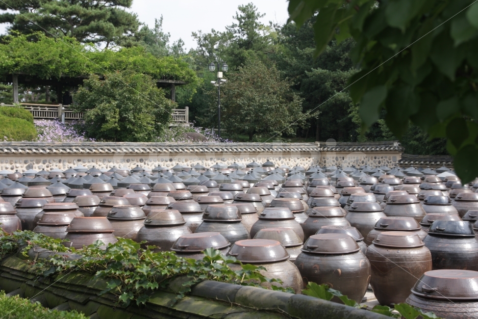 장독대,항아리,전통,고추장,된장,간장,장맛,pot,jar,crock,tradition,custom,풍습,한국전통,한국문화,korean traditional,korean culture