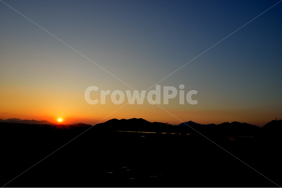 nature,자연,outdoors,옥외,dusk,황혼,sunset,일몰,dawn,새벽,redsky,붉은하늘,sky,하늘,해,태양