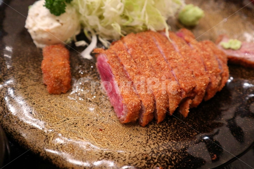 음식,일본,오사카,일본음식,규카츠,소고기,튀김,gyukatsu,friedfood,beef,japanfood,food,osaka,음식,식재료,요리,food,cook,meal,dishes,food reserves,육류,고기,meat,일식,일본음식,일본요리,Japanese food,Japanese dishes,Japanese meal,Japanese cook