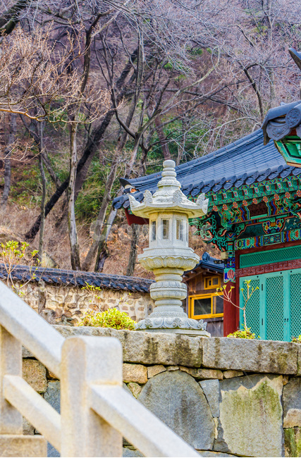 사찰,석등,석재,기와,단청,전통,한국전통,한국문화,korean traditional,korean culture,종교,신앙,religion,belief,faith,건축물,건물외관,exterior,building,structure,architecture,construction