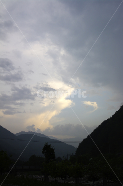 하늘,구름,그림자,산,풍경,자연,풍경,nature,landscape,outdoors,옥외,mountain range,산맥,mountain,slope,경사