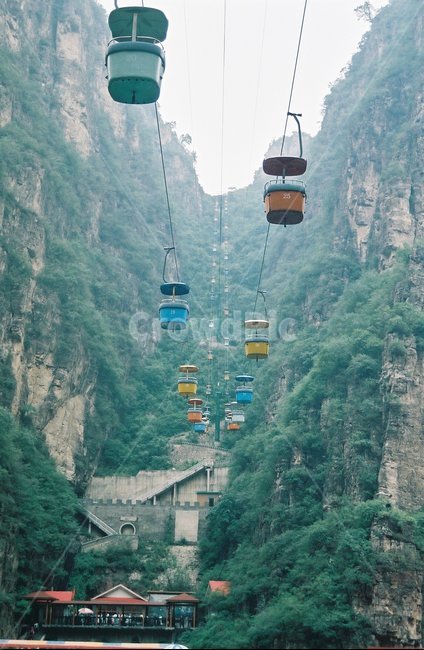 중국,북경,케이블카,중국케이블카,산,절벽,관광지,관광,아시아,china,필름,감성,필름카메라,교통,교통수단,traffic,transportation