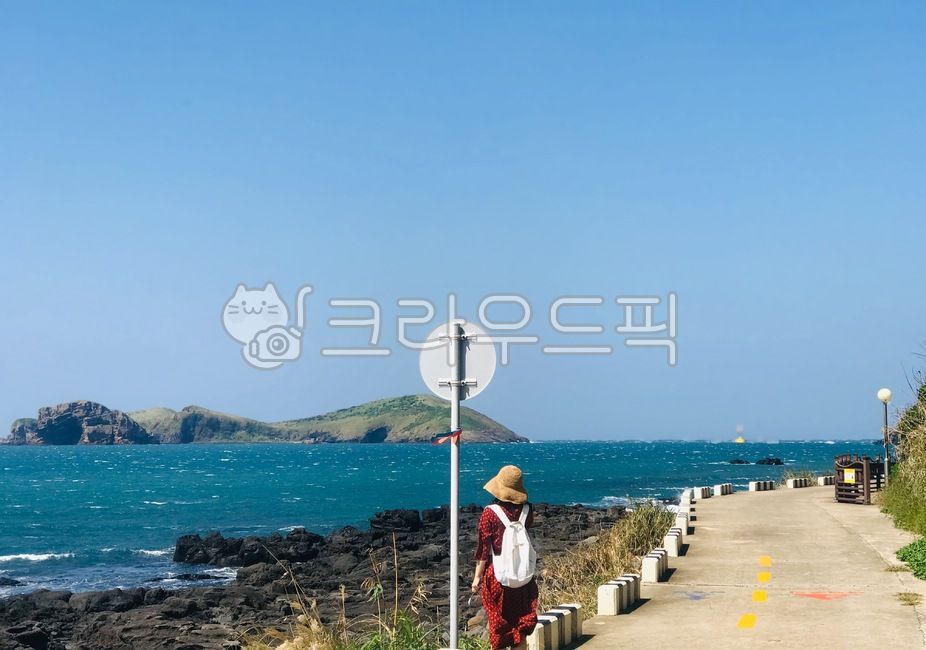 person,사람,제주도바다,제주도,뒷모습