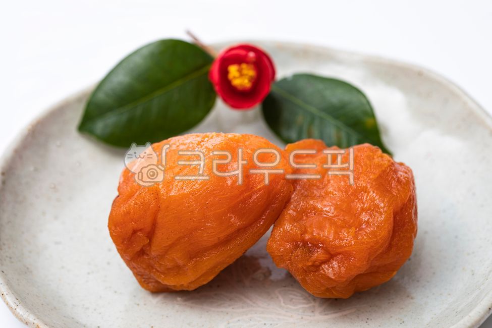 곳감,감,과일,감나무,음식,요리,간식,맛있는,단맛,접시,그릇,도자기,driedpersimmon,persimmon,fruit,가을,autumn,food,cooking,snack,delicious,swettness