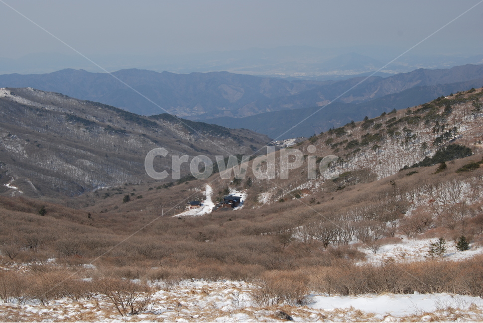 반야봉,노고단고개,100대명산,천왕봉,등산로,능선,치유,여행,돌,산행,힐링,자연,동행,등산,계절,한국,한국명산,한국등산,풍경,나무,하늘,바람,땅,겨울,계절,winter,season,자연,풍경,nature,landscape,한국자연풍경,한국자연경관,korea nature landscape,slope,경사,outdoors,옥외,plateau,고원