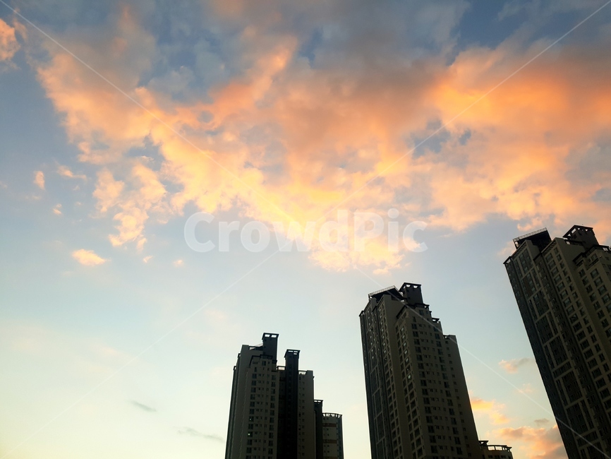 노을,하늘,자연,도심,구름,도시,풍경,city,landscape,building,건물,office building,사무실 건물