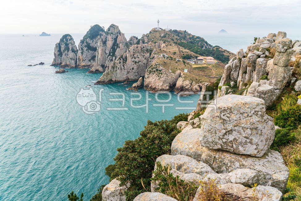 sky,korea island,Gyeongnam,nature,island,Tongyeong,south sea,sea road,Tongyeong retail market,cloud,Somaemuldo,ocean,lighthouse island,sight,Korean natural scenery,Korean Island,Gyeongsangnamdo,cookie dough