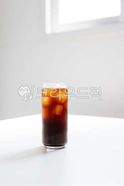 beverage,clean,cool,ice,iced coffee,minimalism,transparent,summer,brown,refreshing,cafe,food,light,table,glass,coffee,glass,indoor,transparent cup,coffee background,coffee drink a