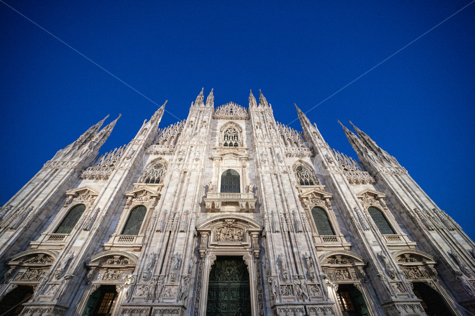 이탈리아,대성당,두오모,duomo,밀라노,milan,italy,랜드마크,landmark,tourist attraction,해외,외국,세계,foreign,oversea,world,세계랜드마크,해외랜드마크,외국랜드마크,world landmark,world tourist attraction,종교,신앙,religion,belief,faith,건축물,건물외관,exterior,building,structure,architecture,construction,spire,첨탑,steeple,뾰족한 탑,tower,탑,건물