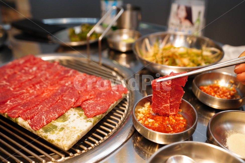한우,육사시미,안주,술안주,고기,육류,육식,빨강,레드,먹거리,한식,날것,푸드,food,먹방,식사,음식,식재료,요리,food,cook,meal,dishes,food reserves,육류,고기,meat,한식,한국음식,한국요리,korean food,korean dishes,korean meal,korean cook