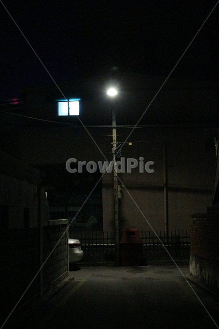 가로등,골목길,겨울,퇴근길,어두운,야경,밤,풍경,nightscape,night,landscape,lighting,조명,lamp post,램프 포스트