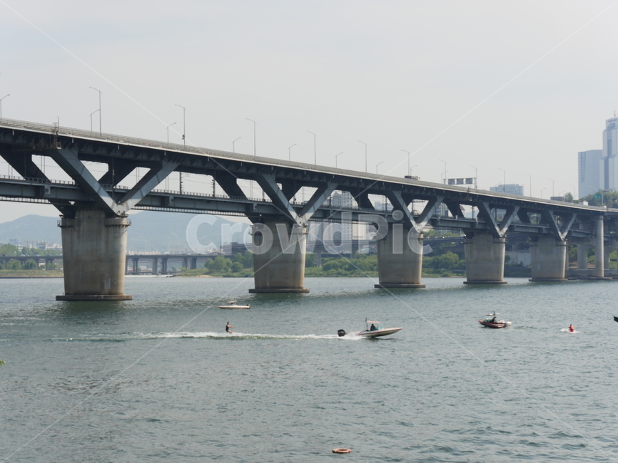 뚝섬,한강,물,초여름,보트,건축물,건물외관,exterior,building,structure,architecture,construction