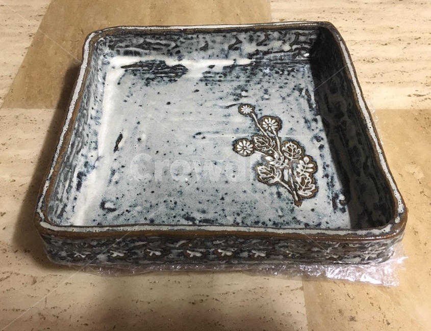 접시,사각접시,수제품,핸드메이드,공방,자기,도자기,사물,물건,오브젝트,thing,object,matter