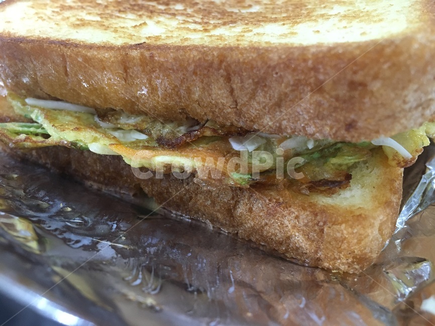 토스트,식빵,간식,계란후라이,호일