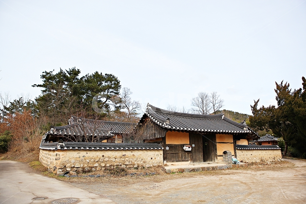 양동마을,한옥,기와집,집,전통집,건물,자연,풍경,옛날집,겨울,한국전통,한국문화,korean traditional,korean culture