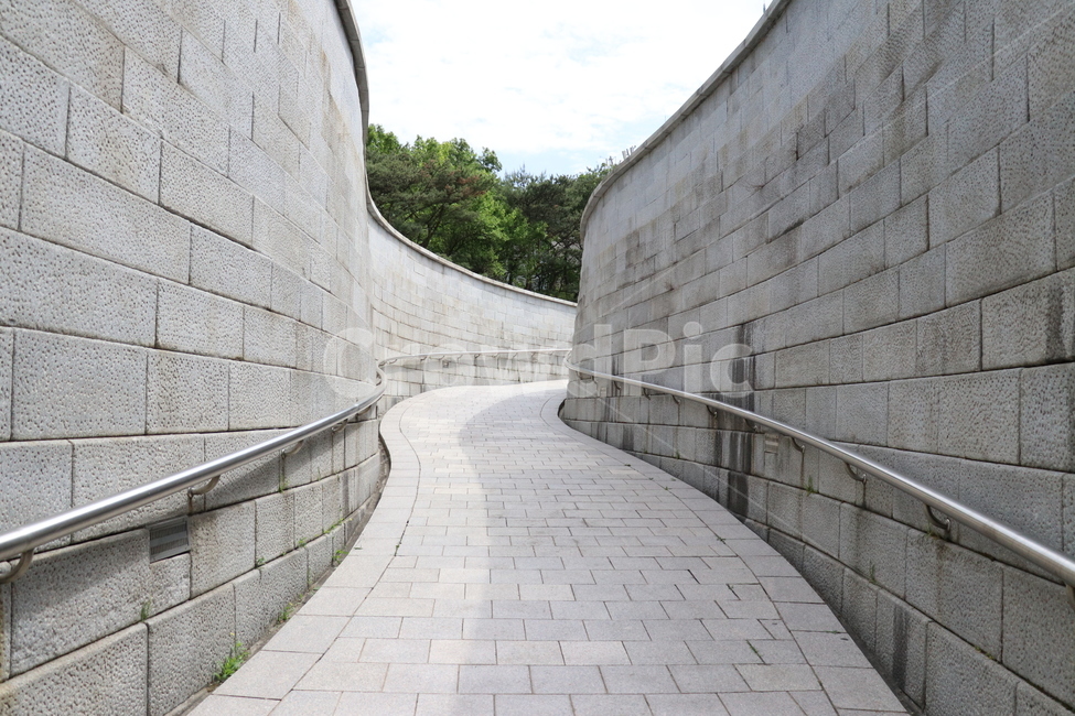 curve,daily life photos,construct,stone,Emotional photo,uphill road,rock,Namsan Time Capsule,road,daily,sight,Emotion,stone construction