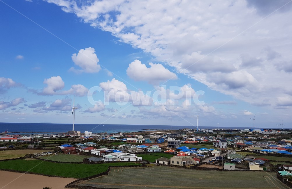 제주도,제주풍경,풍력발전기,지붕,구름,제주도마을